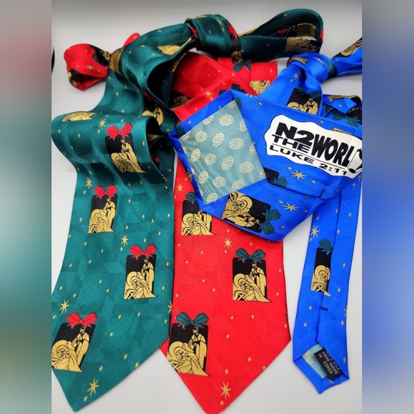 Christmas 100% silk neckware, "All Over Nativity" - Picture 5 of 5